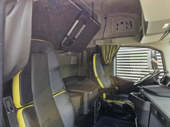 Volvo FH 16 750 8x4 / RETARDER / FASSI 71 TM + JIB
